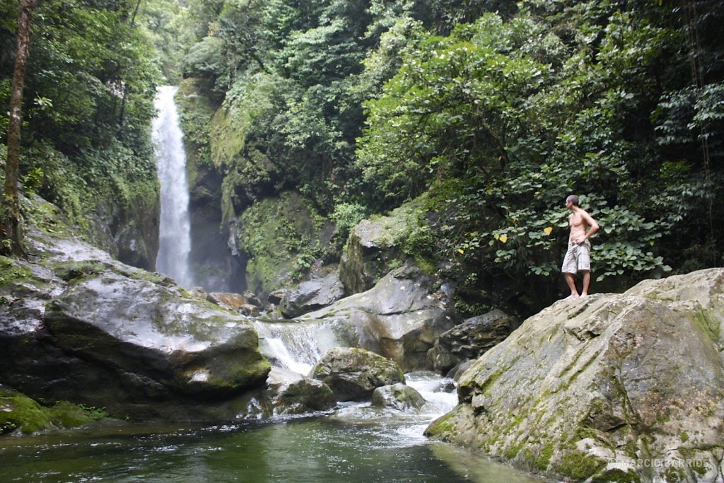 Waterfall in Zacate river