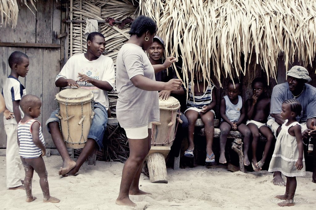 Garifunas dancing Punta